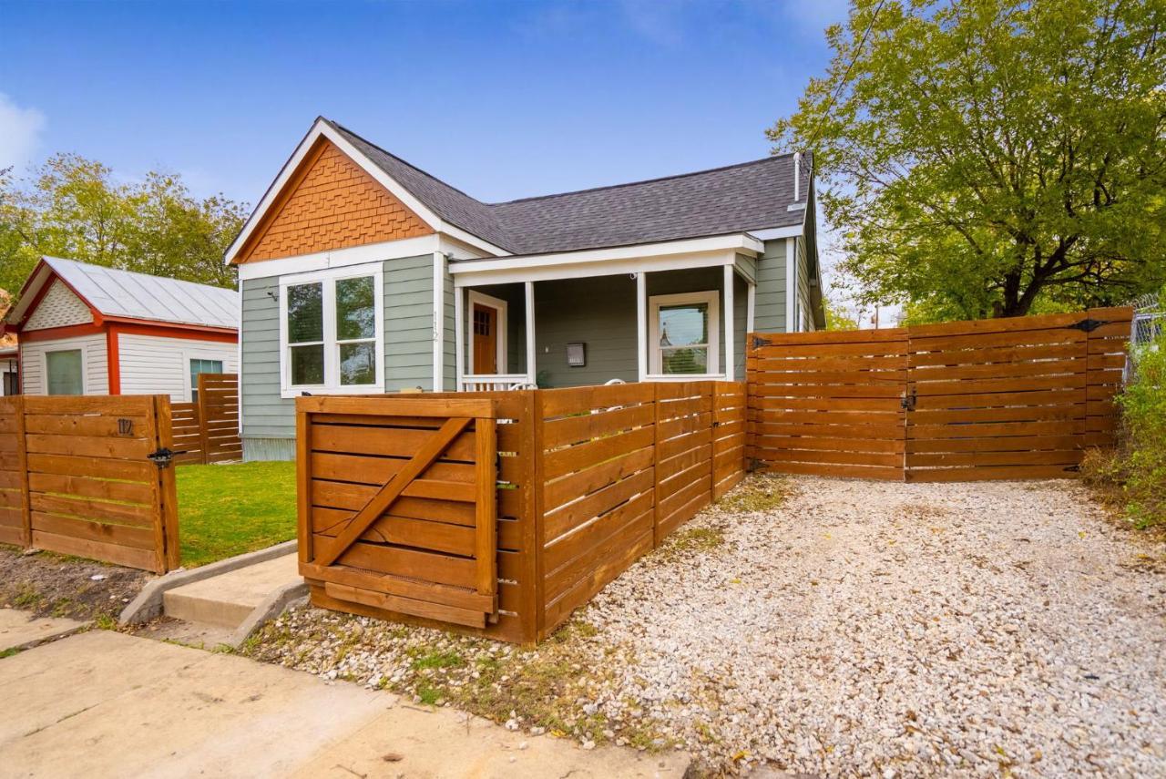 Modern 3 Bed, 2 Bath Home Minutes To Downtown & Alamodome San Antonio Exterior photo