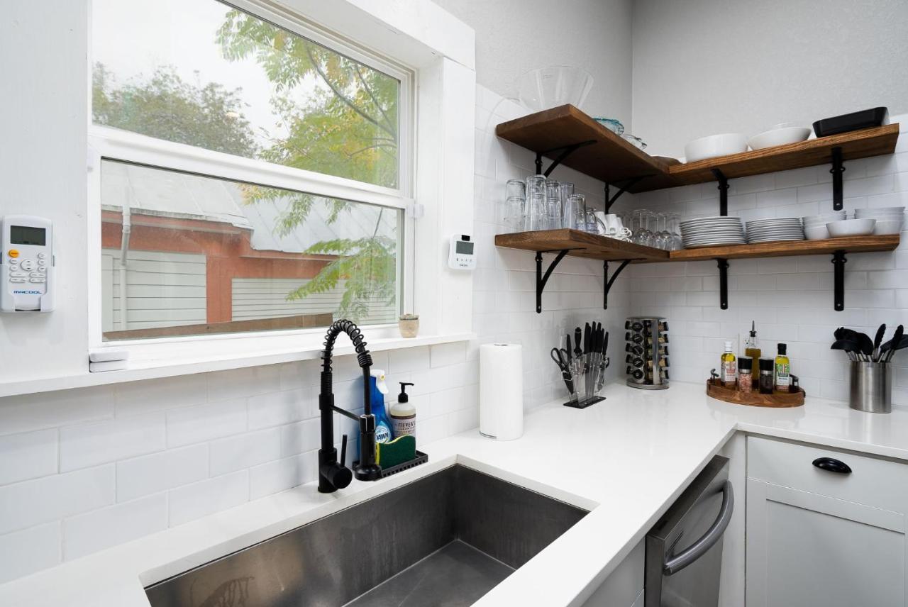 Modern 3 Bed, 2 Bath Home Minutes To Downtown & Alamodome San Antonio Exterior photo