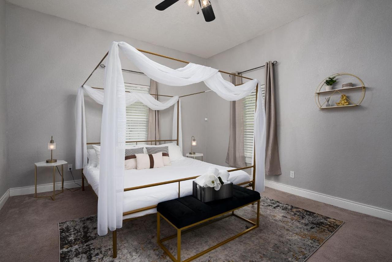 Modern 3 Bed, 2 Bath Home Minutes To Downtown & Alamodome San Antonio Exterior photo
